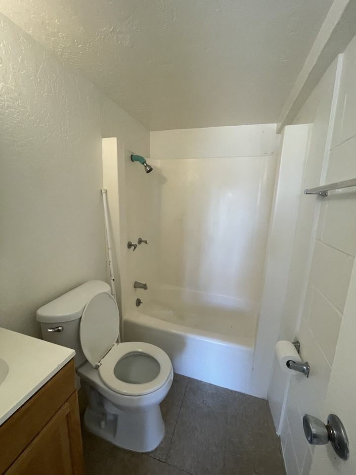 1881 Kapiolani Blvd. - Photo 4 of 4