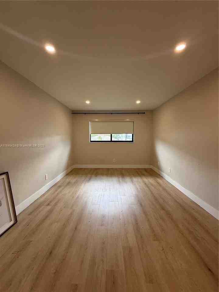 (address hidden) - Photo 5 of 16