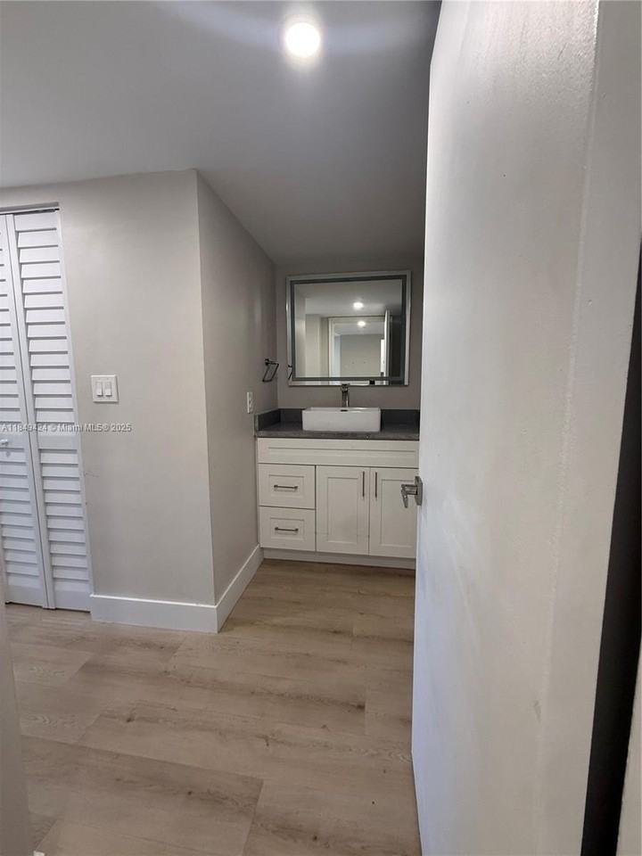 (address hidden) - Photo 7 of 16