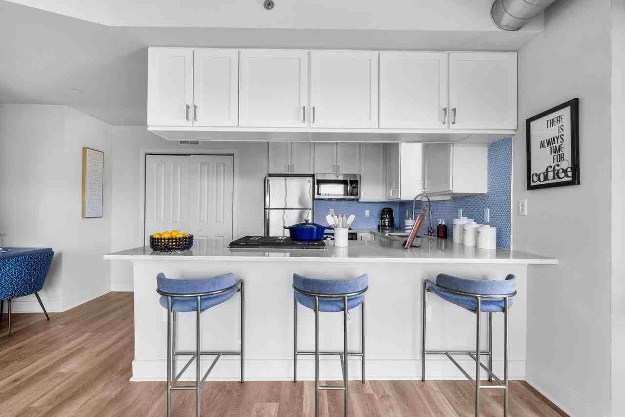 Apex Manayunk - Photo 7 of 50