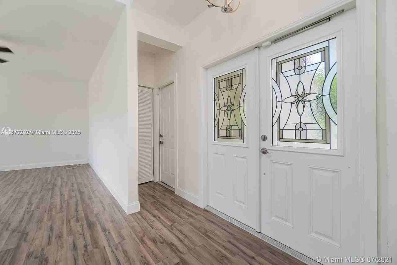 784 Chimney Rock Rd - Photo 7 of 49