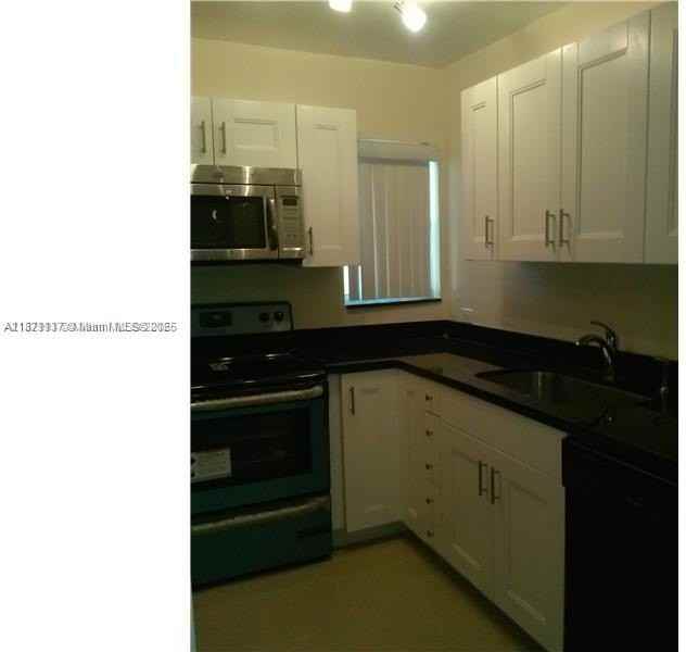 5614 Taylor St #B - Photo 5 of 14