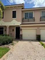 297 Las Brisas Cir - Photo 1 of 1