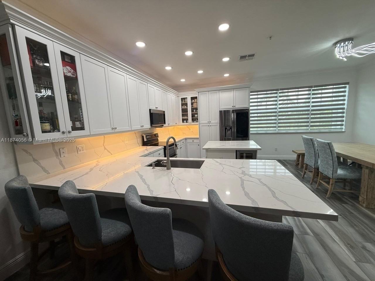 2863 Sw 120th Ter #0 - Photo 3 of 29