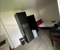 2723 Sw 13th St - Photo 1 of 1