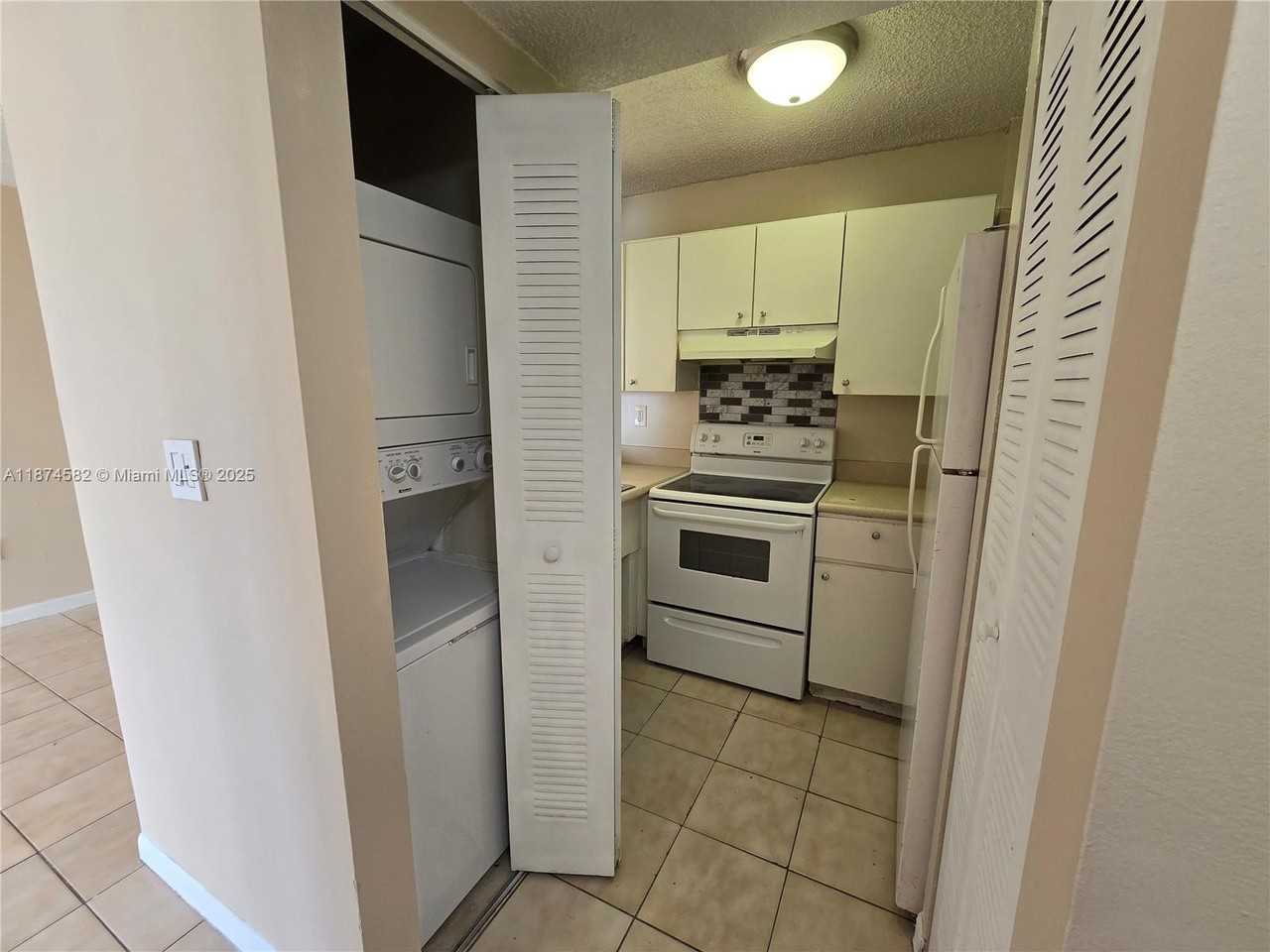 8185 Northwest 7th Street #506 - Photo 3 of 14