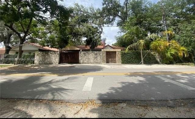 2195 Secoffee Street - Photo 6 of 20