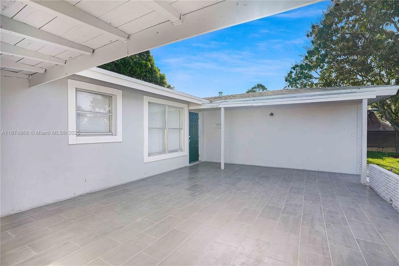 (address hidden) - Photo 2 of 14