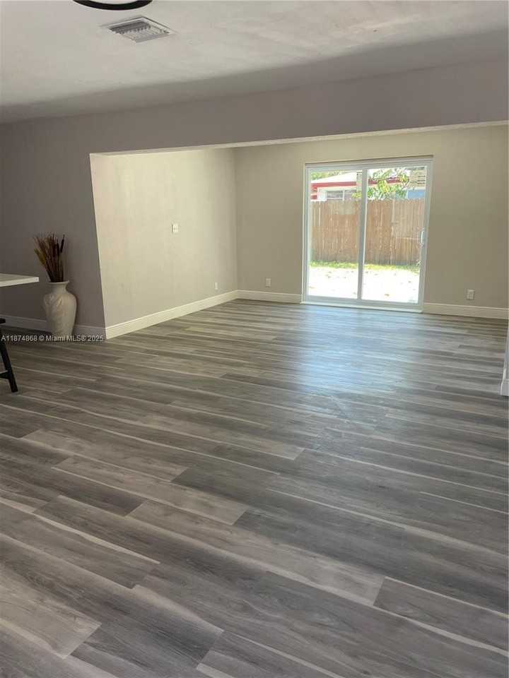 (address hidden) - Photo 7 of 14