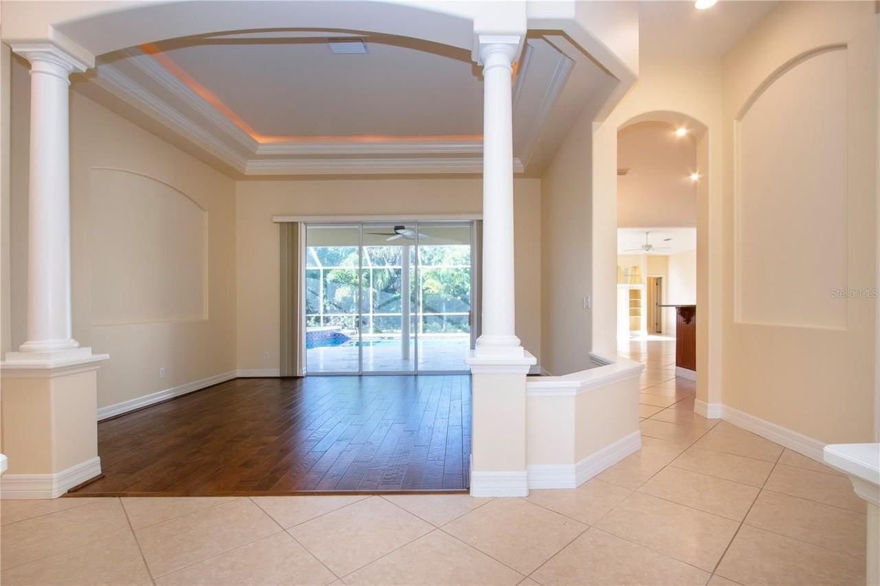 7808 Crest Hammock Way - Photo 7 of 20