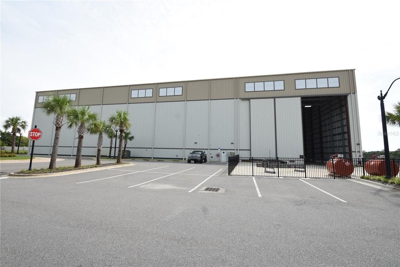 114 Del Palma Drive - Photo 4 of 50