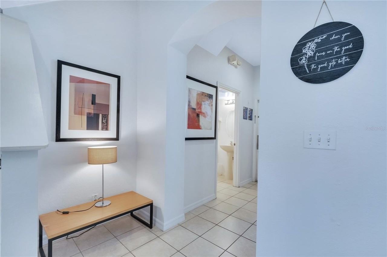 2774 Corvette Ln - Photo 6 of 33