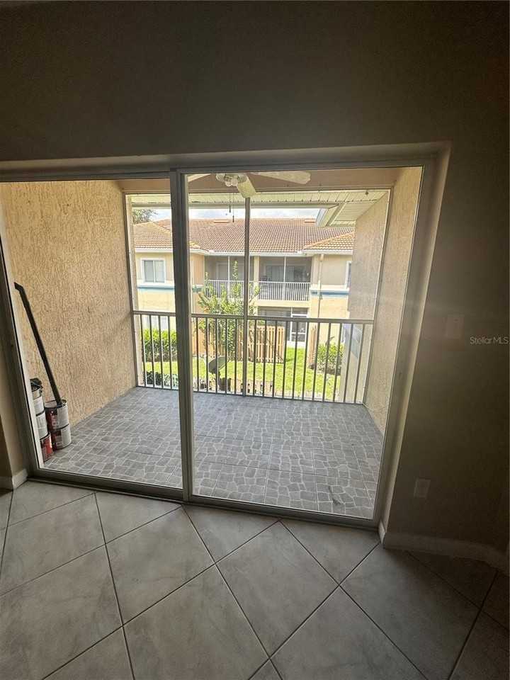 521 Villa Del Sol Cir #203 - Photo 4 of 13