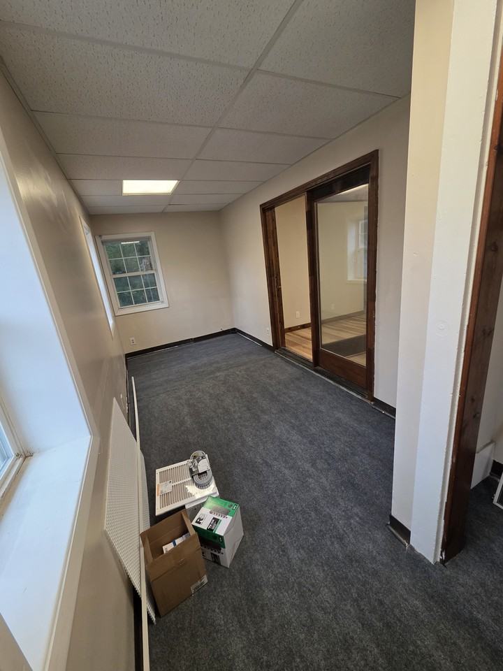 320 Plum Street - Photo 3 of 12