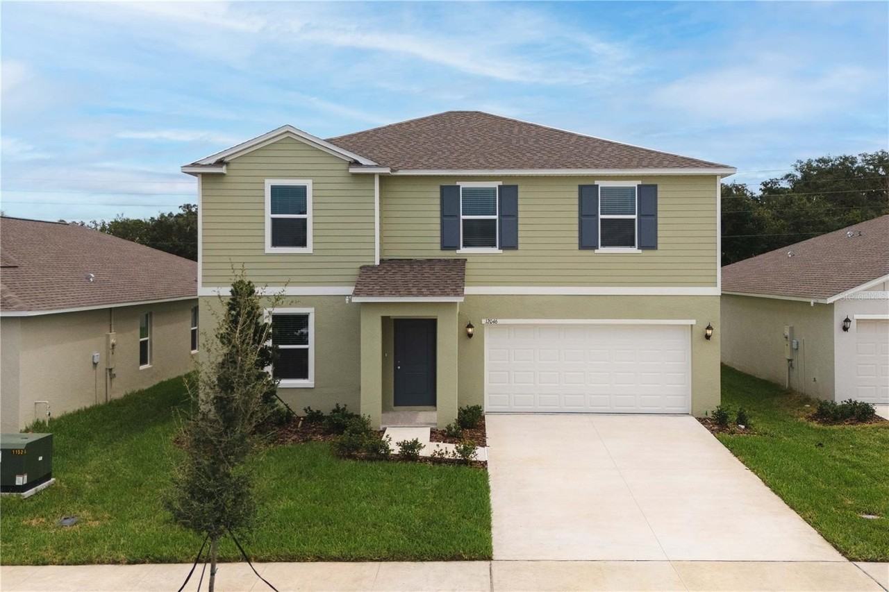 12046 Brae Way - Photo 4 of 50