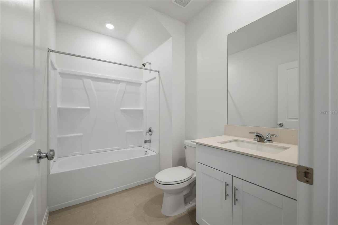 12046 Brae Way - Photo 7 of 50