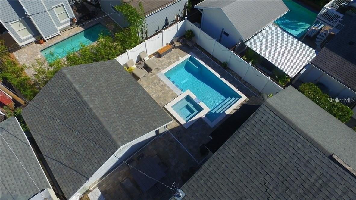 2905 W Bay Court Ave - Photo 5 of 37