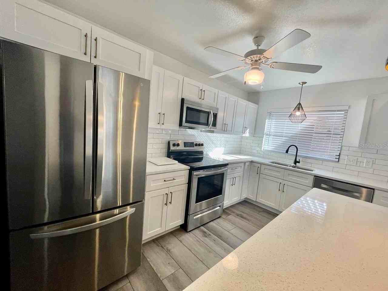 1201 E Flora St - Photo 6 of 29