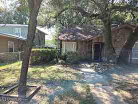 171 Saint Charles Ave - Photo 1 of 1