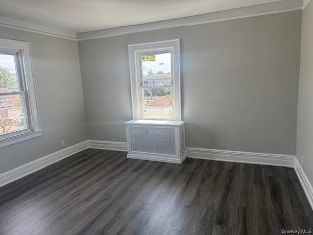 523 Bayview Ave - Photo 6 of 15