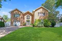 27 Circle Dr - Photo 1 of 1