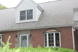 featured image of 3 Meadowbrook Dr