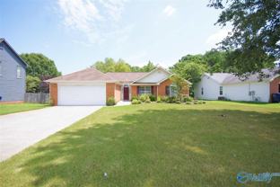 106 Sleepy Hollow Ln - Photo 1 of 1