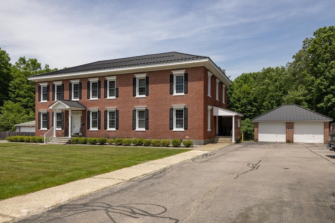 9 Forest St #4 - Photo 2 of 19