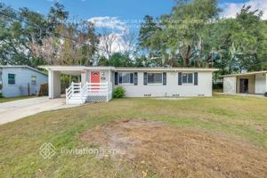 featured image of 5815 Oliver St