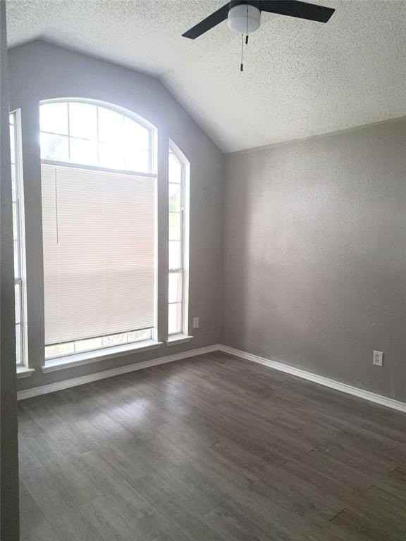 4732 N Cascades St - Photo 7 of 8