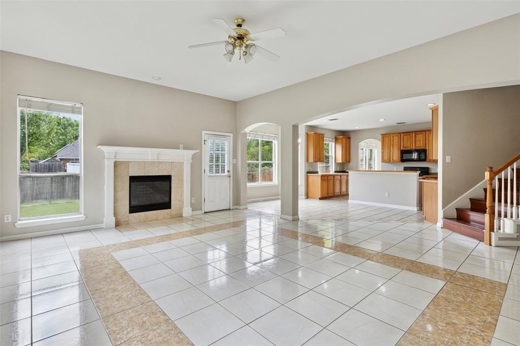 1506 Mossy Glen Court - Photo 4 of 40