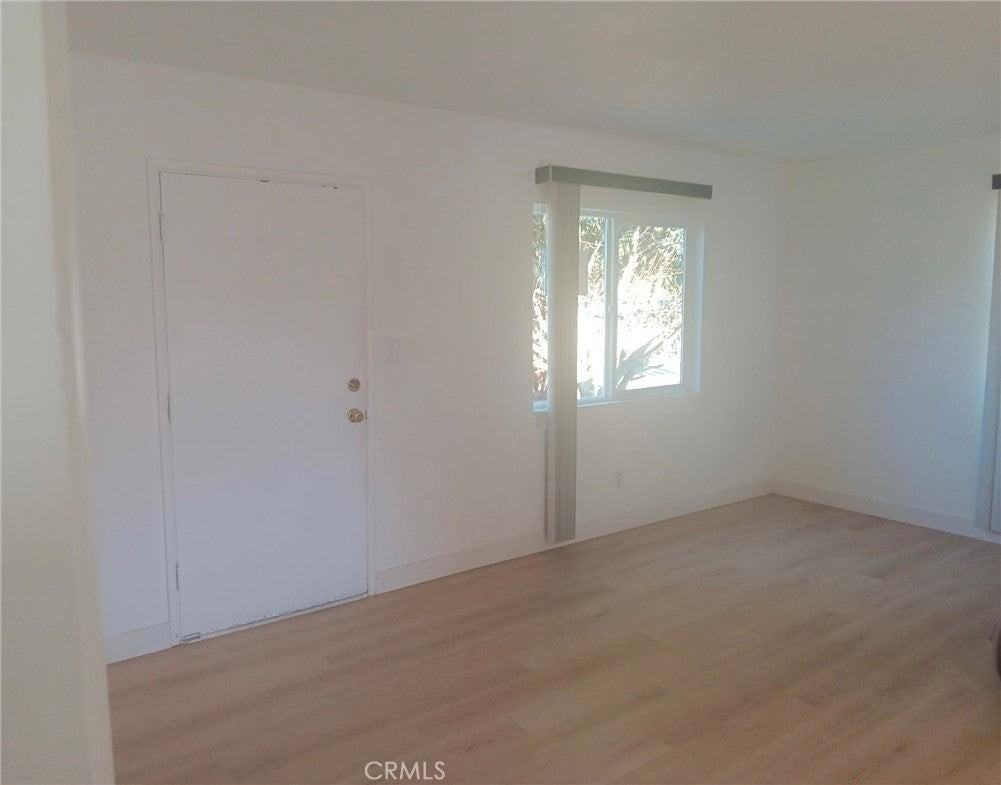 605 5th Ave - Photo 3 of 23