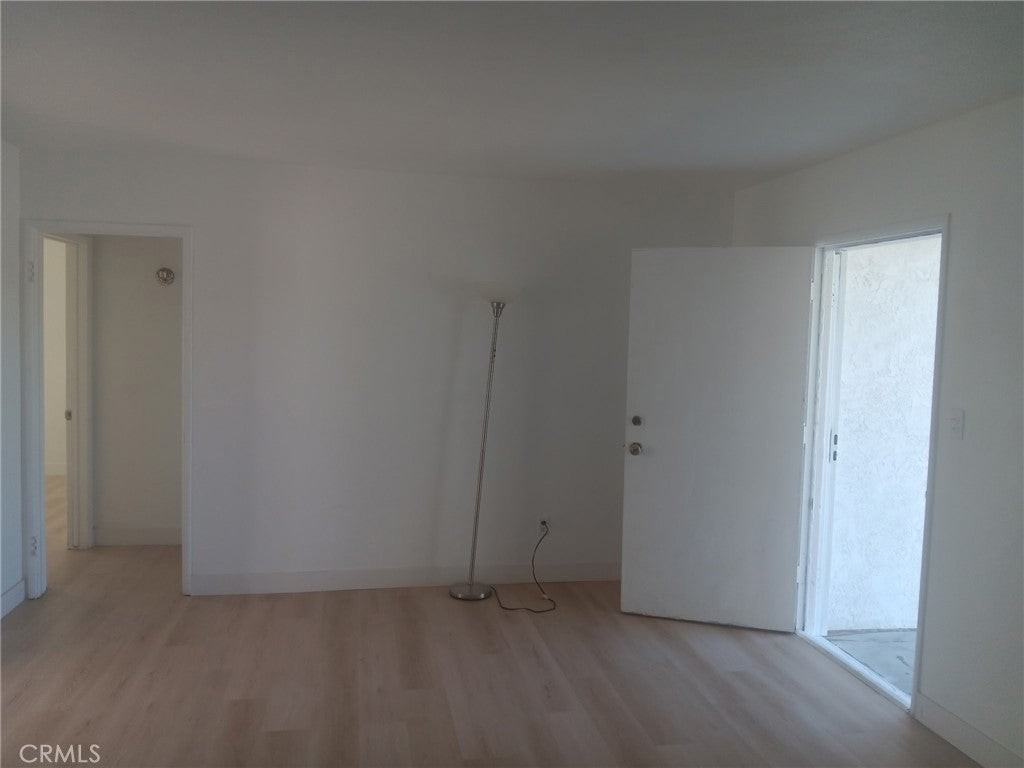 605 5th Ave - Photo 4 of 23