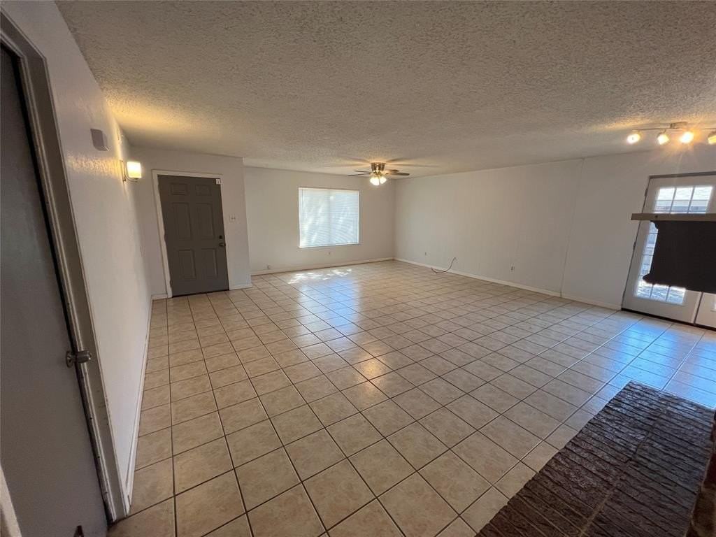 5405 Duchess Court - Photo 4 of 16