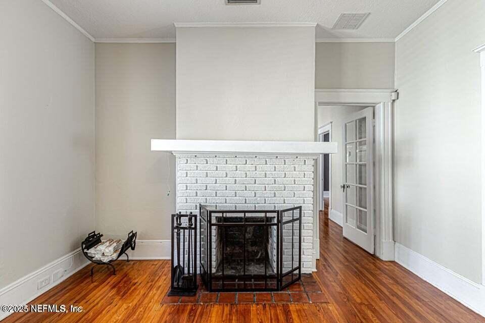 2811 Forbes St - Photo 7 of 29