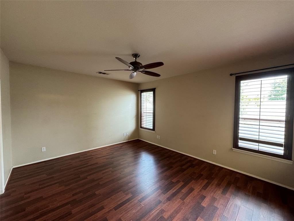 405 Creekside Drive - Photo 7 of 12