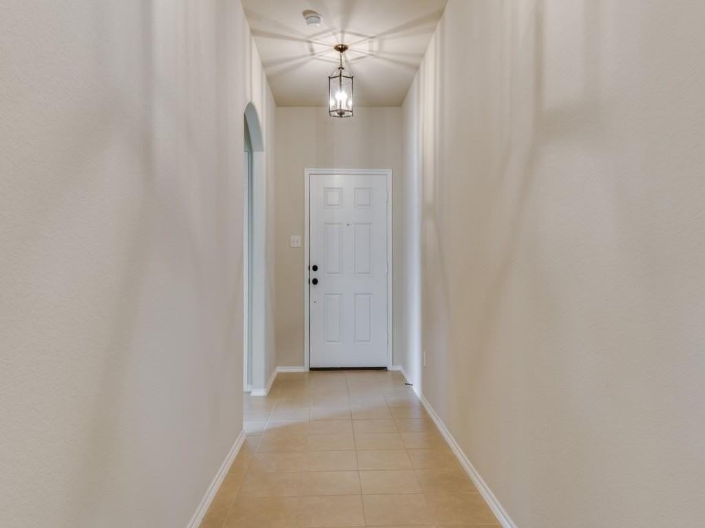 1302 Riviera Dr - Photo 2 of 21