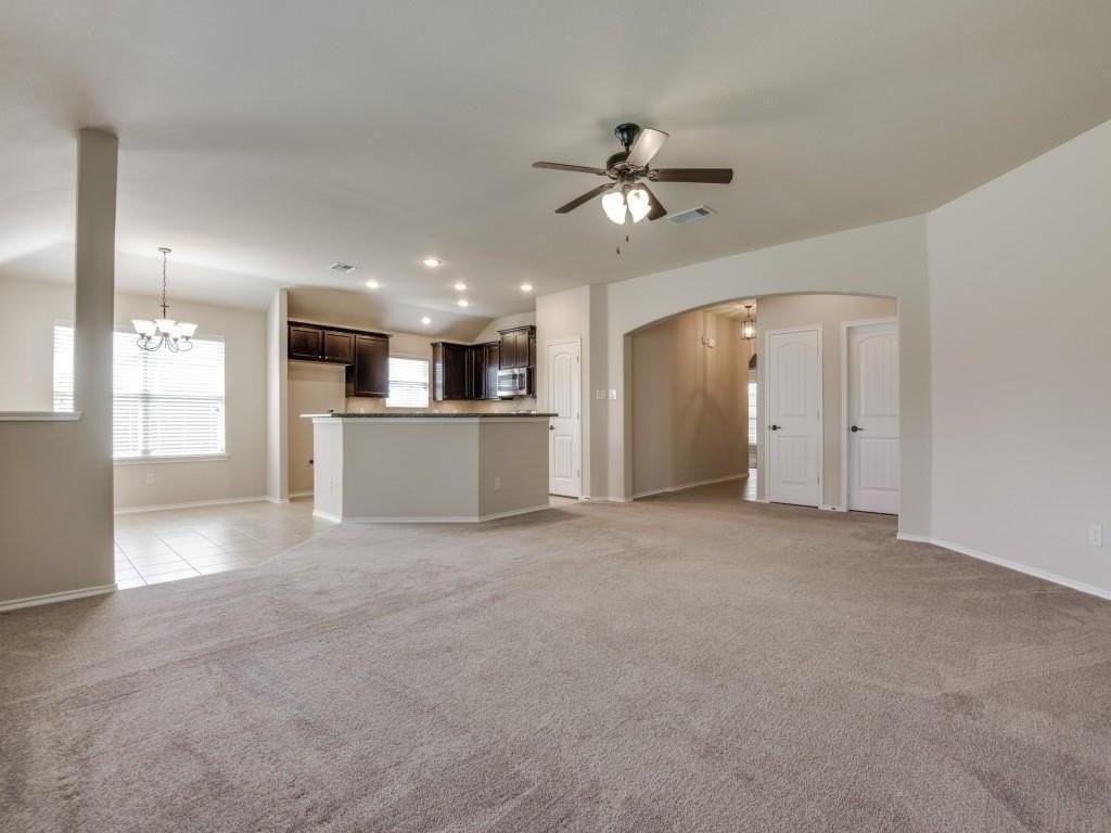 1302 Riviera Dr - Photo 7 of 21