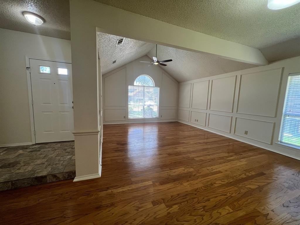 4913 Portrait Ln - Photo 5 of 26