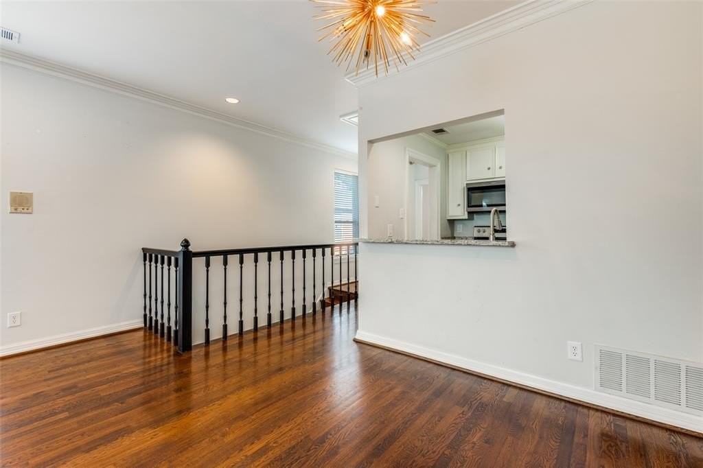 3400 Normandy Ave #J - Photo 4 of 23