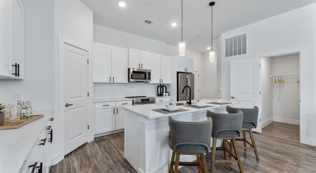 3800 West Lamberth Road #902