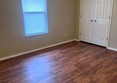 2521 West Oklahoma Avenue - Photo 7 of 13