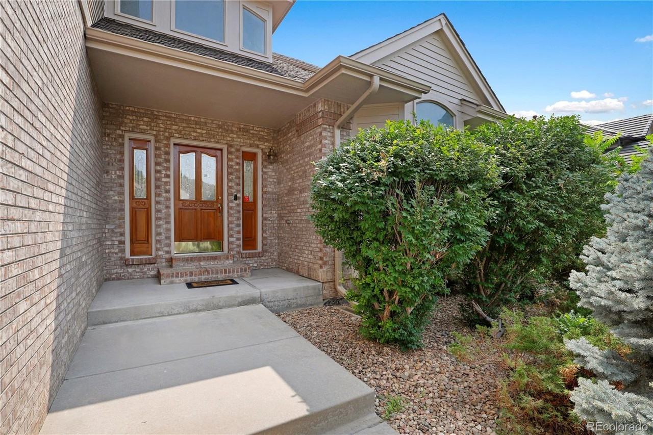 5662 S Nome St - Photo 3 of 47