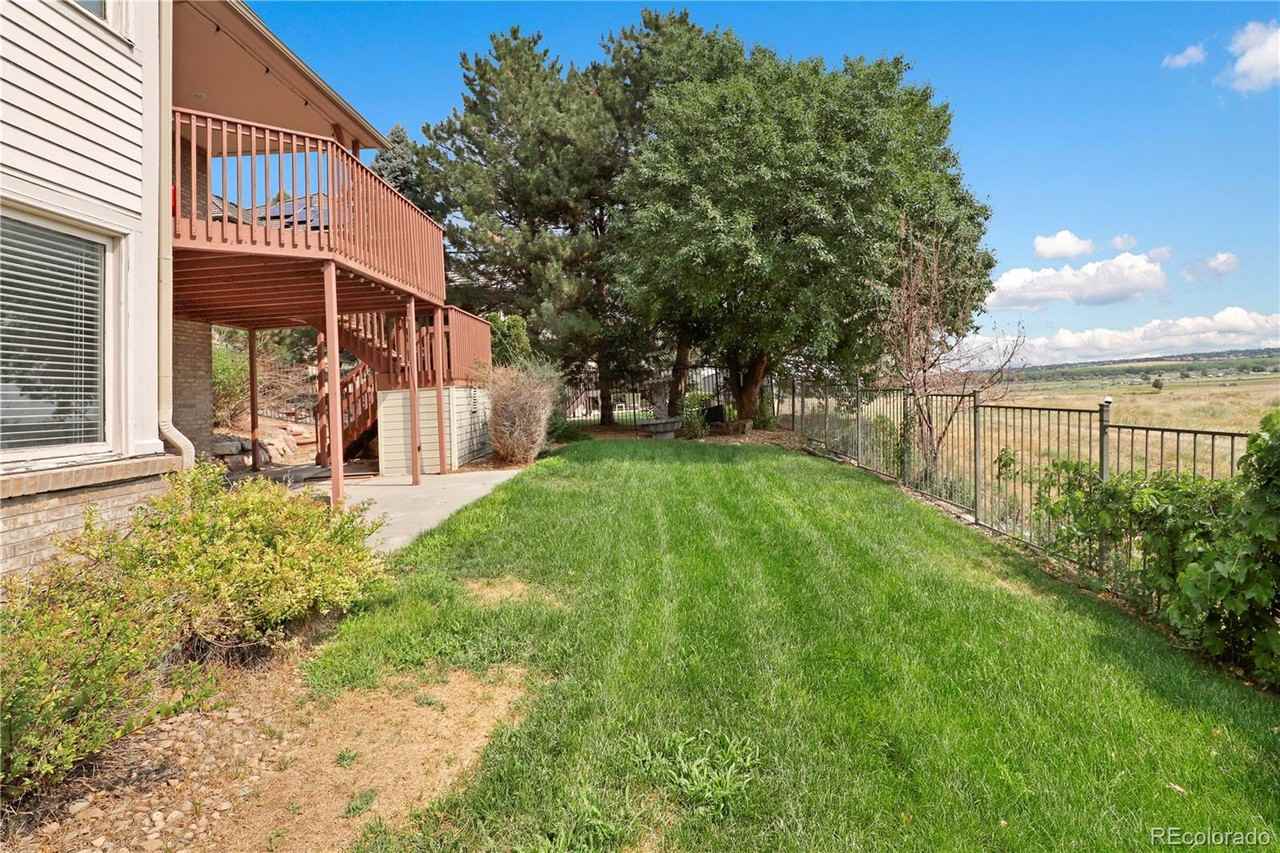 5662 S Nome St - Photo 5 of 47