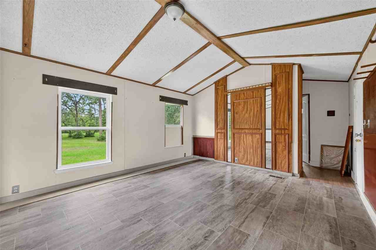 25862 Clark Rd - Photo 6 of 18