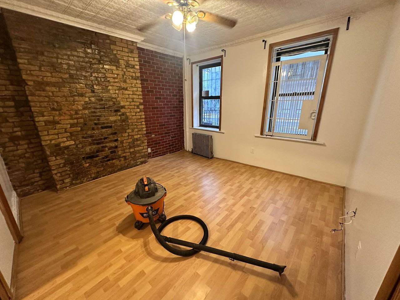 144 West 9th Street - Photo 5 of 9