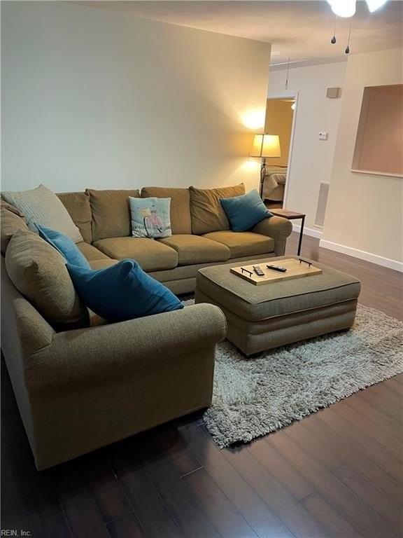 3641 Dupont Cir #B - Photo 6 of 10