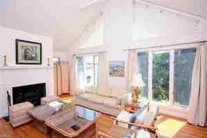 featured image of 8707 Atlantic Ave