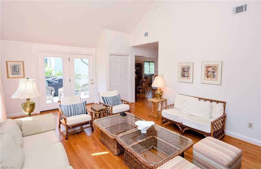 8707 Atlantic Ave - Photo 4 of 36