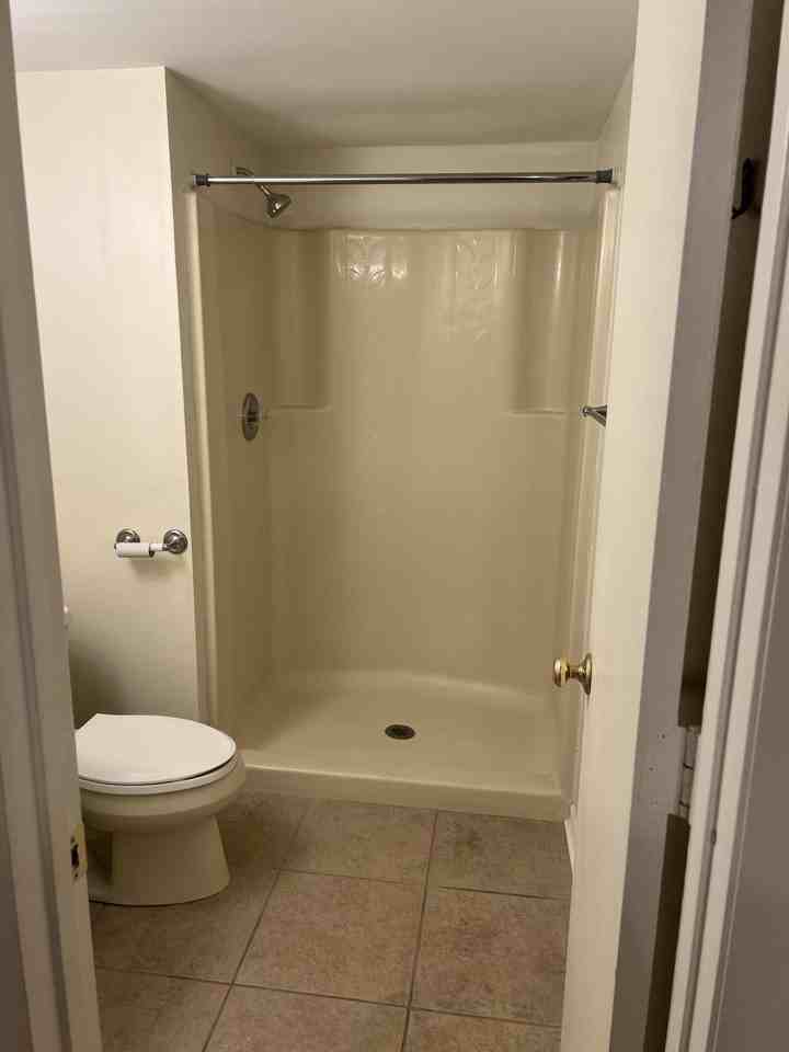 6272 Chasewood Dr #B - Photo 6 of 9